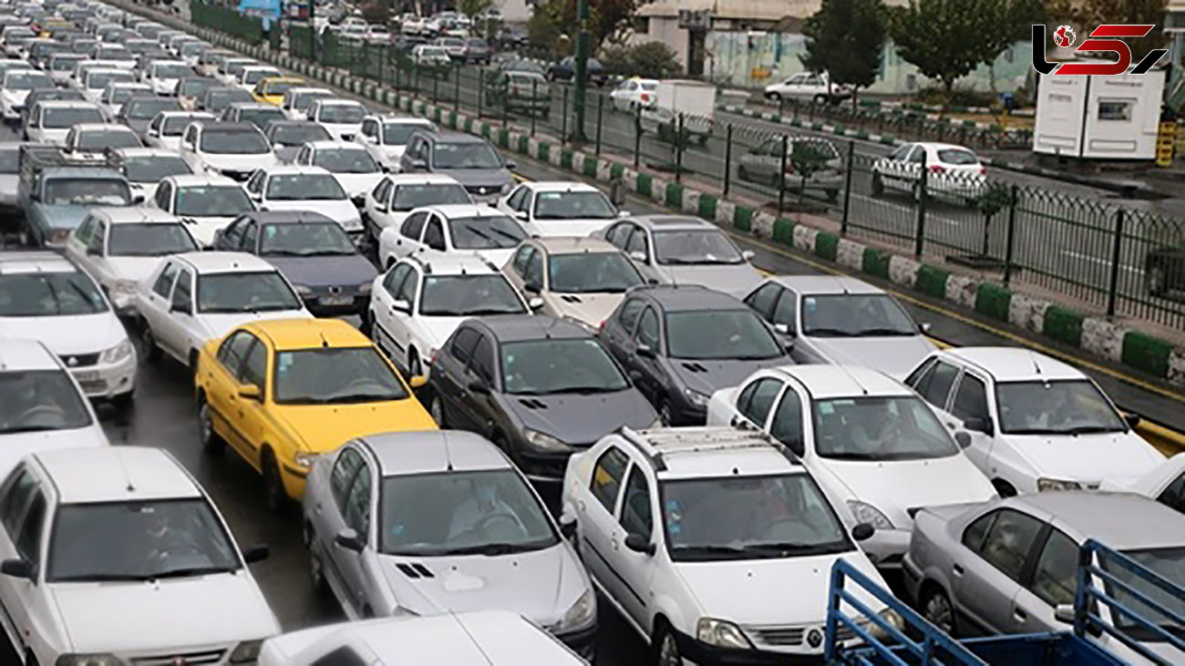 ترافیک سبک در معابر تهران / سبقت غیرمجاز بی معنی است