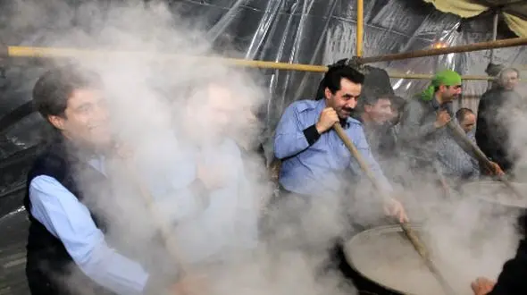 معروف ترین غذاهای نذری را بشناسید / عطر خوش نذری در سراسر ایران 