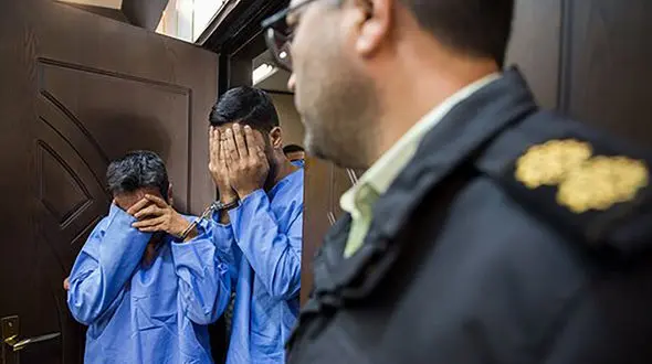 کشف انواع قرص های مخدر از یک سوپر مارکت در آبادان