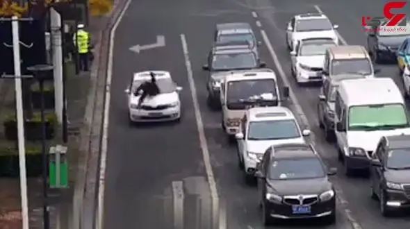 حادثه وحشتناک برای یک زن و شوهر به فاصله 10 دقیقه + فیلم / چین