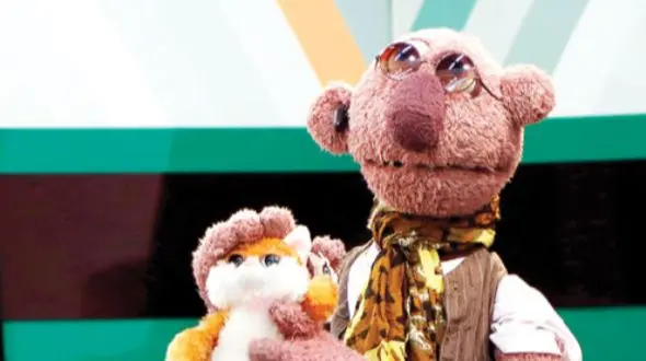 اجرای موسیقی سوزناک جناب خان با نی در برنامه هزار و یک!