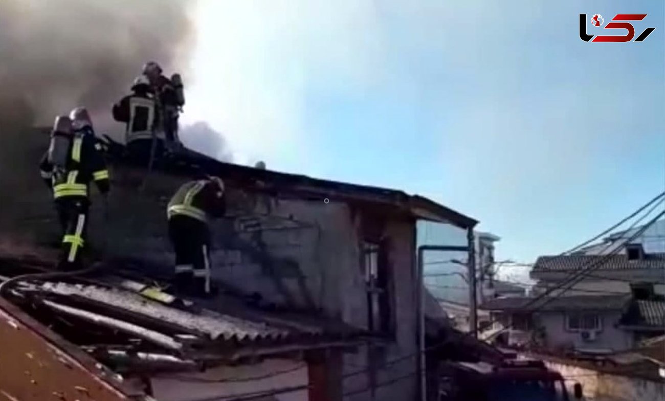 آتش گرفتن خانه ویلایی در سیاه اسطلخ رشت + عکس