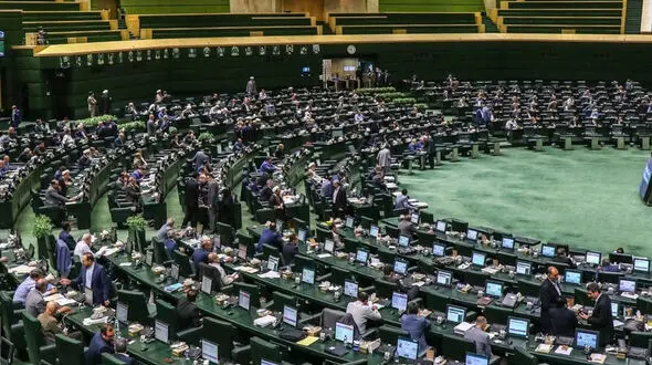 ورود مجلس به ماجرای گم شدن روزانه ۲۰ میلیون لیتر سوخت 