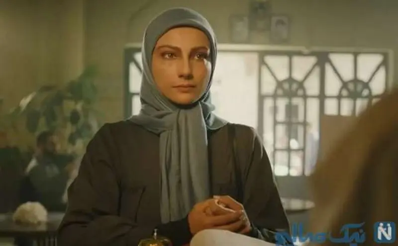 محیا دهقانی در دو نیمه ماه