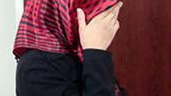 2 عروس صیغه ای از همخوابی با مردان سرشناس فیلمبرداری می کردند و ...