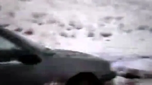 نجات یک راننده توسط بخشدار نظر کهریزی وهمکاران فرمانداری هشترود