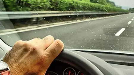 این افراد نباید رانندگی کنند!