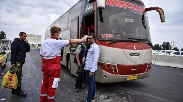 تهرانی ها به پایانه‌های مسافربری هجوم بردند/ کرایه ها دولا پهنا حساب می شود + فیلم