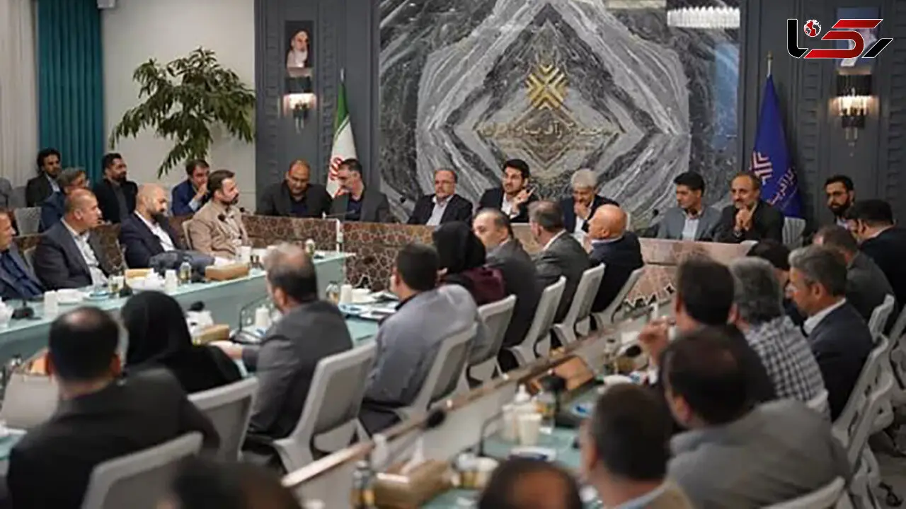 هم‌اندیشی مالیاتی با کارآفرینان؛ از سیستمی‌سازی ۹۶ درصدی تا جهش در استرداد مالیات