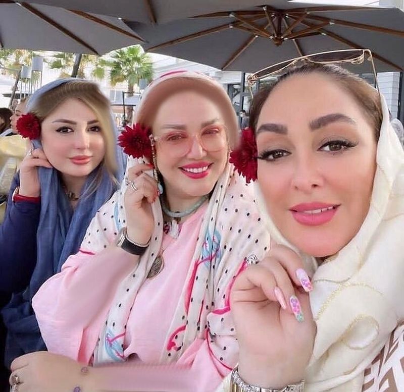 پولدارترین زنان سینما و تلویزیون در مهمانی لاکچری با لباس های مارک !!!