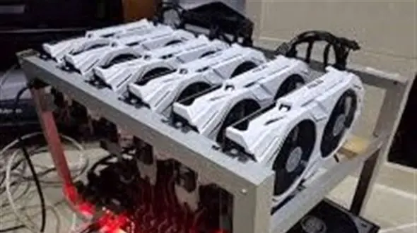 کشف ماینرهای غیرمجاز از یک شیرینی‌پز در سراوان!