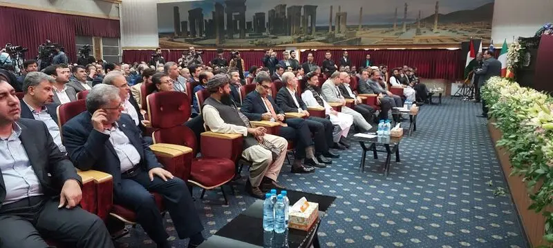 افتتاح بیست‌ و سومین نمایشگاه بین‌ المللی صنعت برق ایران با حضو وزیر نیرو