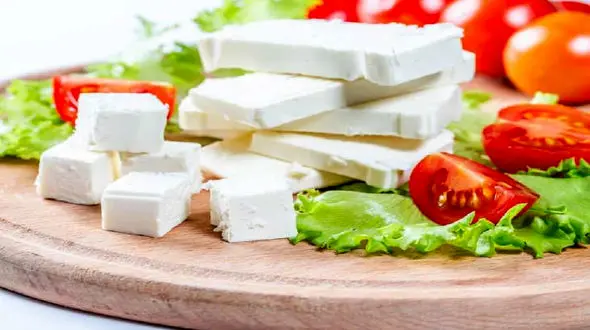 پنیر را با چه چیزهایی نباید خورد؟