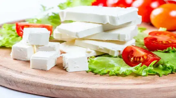 پنیر را با چه چیزهایی نباید خورد؟