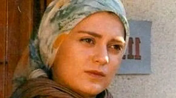 سحر طلوعی بازیگر سریال نوستالژیک هتل پیاده رو در نقش معشوقه اکبر عبدی در کدام فیلم مهم دیگر بازی کرده است؟ + عکس