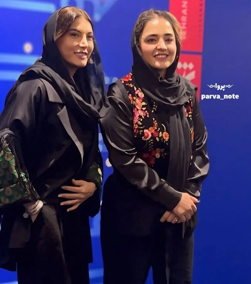 نرگس محمدی به همراه همسرش علی اوجی و فریبا نادری در جشنواره فیلم شهر