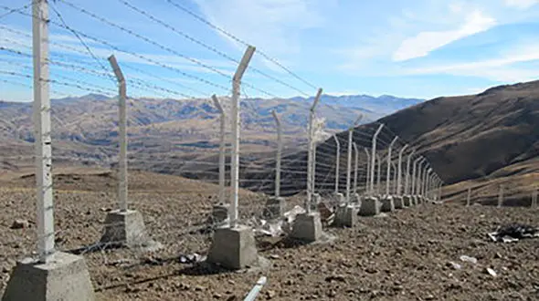 مرگ دردناک 3 مرد بر اثر تشنگی در سیستان و بلوچستان / 4 نفر نجات یافتند