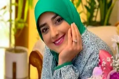 درخشش ستاره سادات قطبی با تیپ مجلسی شیک و چشم‌نواز+عکس