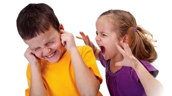 خواهر و برادر یا دشمنان کوچک؟ 