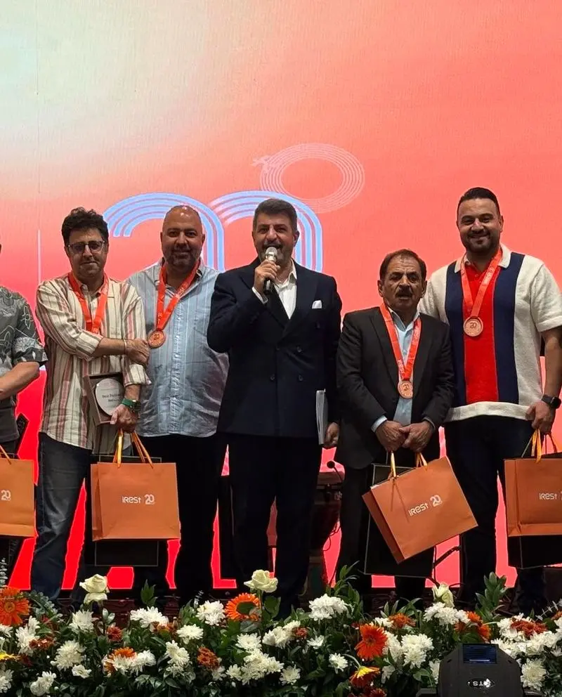  محمود شهریاری