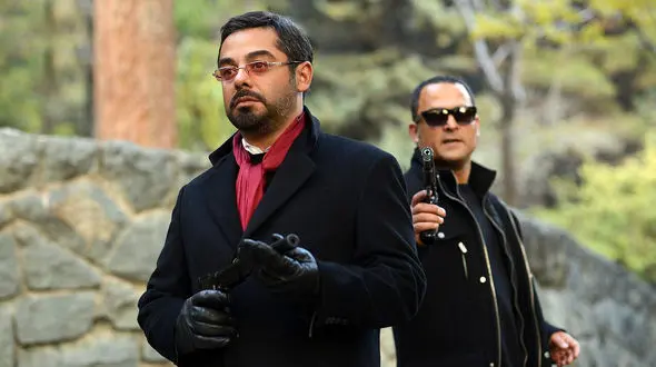 رونمایی از تیزر سریال پر بازیگر عالیجناب +فیلم