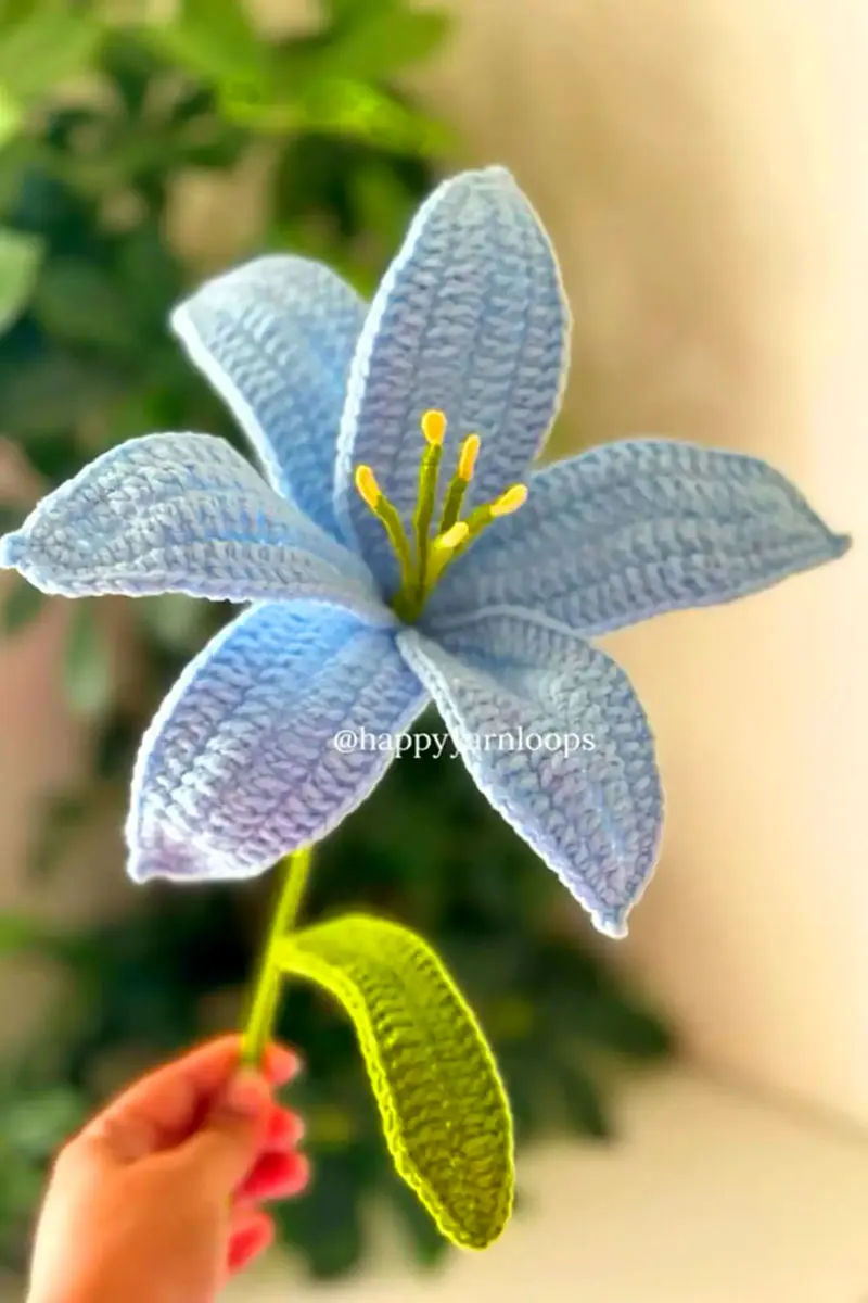 دسته گل تزئینی بافتنی