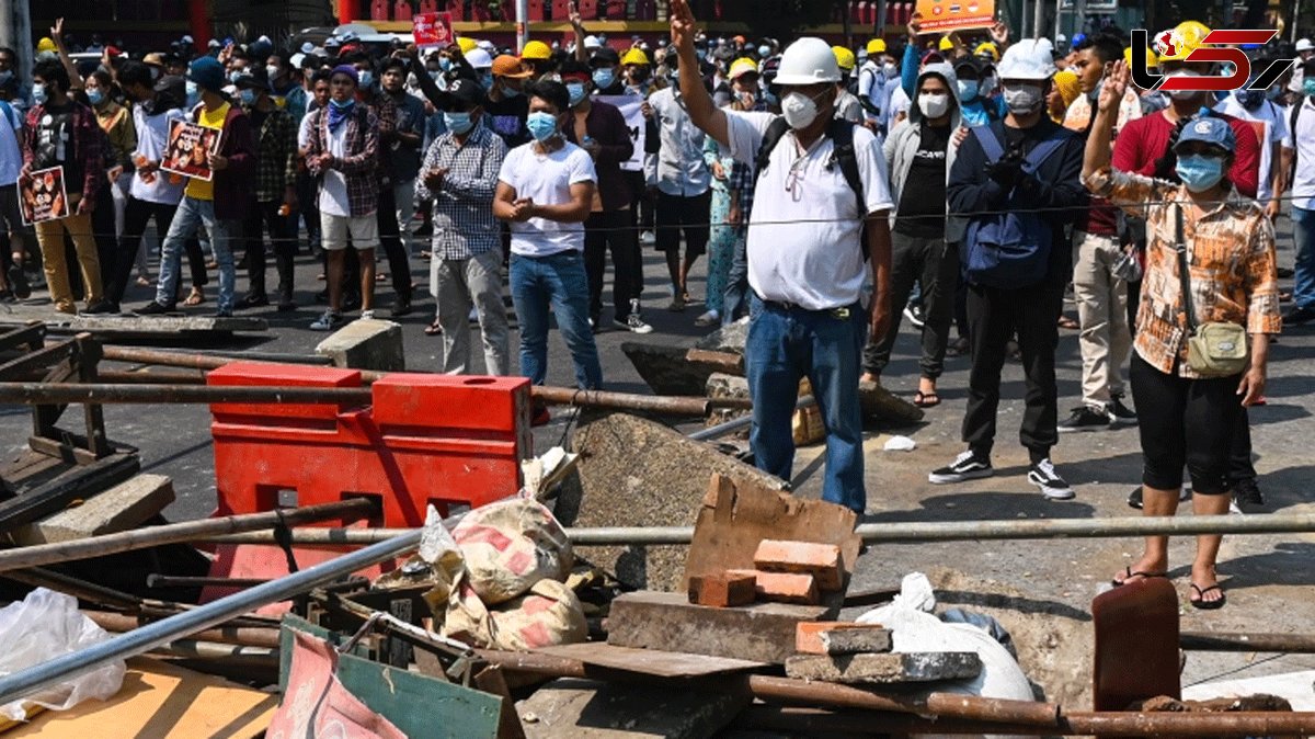 Two Reported Dead, Many Hurt As Myanmar Police Fire at Protesters