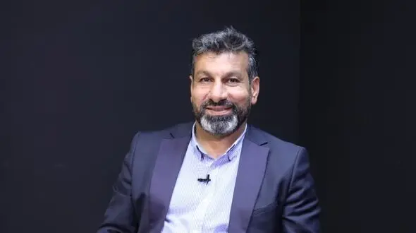 محمد مومنی به کمیته اخلاق احضار شد