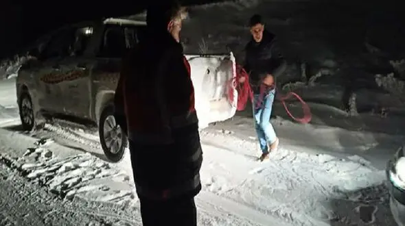 250 زن و مرد در یک قدمی مرگ بودند / آنها گرفتار کولاک شدند