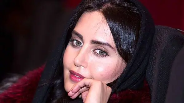 رقص چینی الناز شاکردوست در ملاء عام + عکس زننده