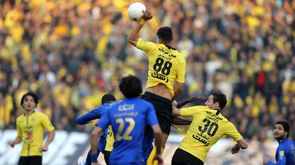 عذرخواهی داور لیگ از استقلال و هوادارانش 