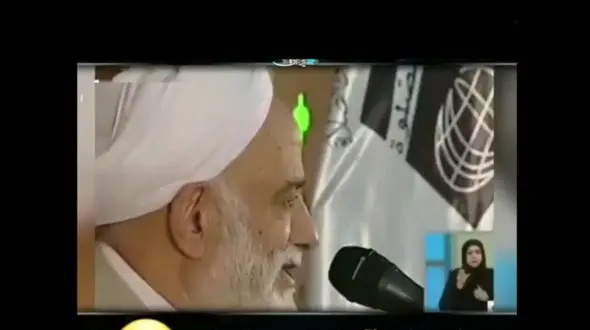 حاج آقای قرائتی؛ یکی داشت سخنرانی میکرد دید یه دختر و پسر رفتن زیر منبر دارن باهم شوخی میکنن، گفت مگه غیرت و شرف ندارین...! پسره گفت همه چیز داریم فقط جا ..