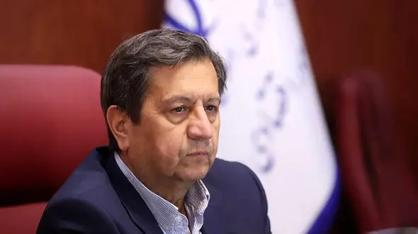 همتی وعده داد: امسال آخرین سال بنگاهداری بانک ها است