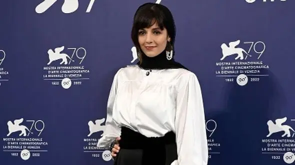 رازهای استایل شیک و منحصر به فرد مهسا حجازی، بازیگر نقش شیرین در سریال تاسیان / ترکیبی از سادگی و ظرافت+عکس