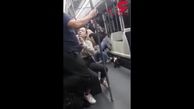 صحنه خجالت آوری که زن و مردی در داخل اتوبوس رقم زدند! + فیلم  / انگلیس