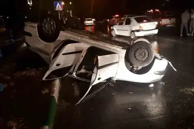 فیلم مرگ دلخراش راننده پژو در برخورد با تیر برق