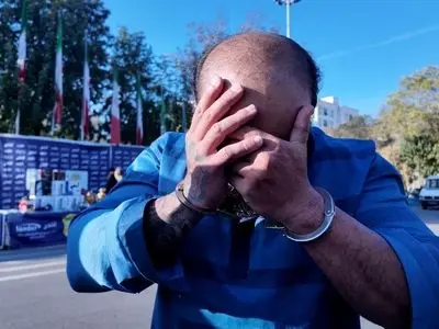 پایان تعقیب پرسرعت 2 سارق موبایل در شمال تهران با شلیک پلیس / بدهی مال داشتم و ... + فیلم