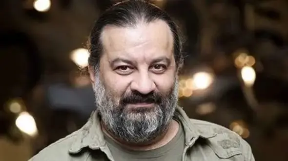 مهراب قاسم خانی: از ازدواج با شقایق دهقان اصلا پشیمون نیستم / 15 سال بهم خوش گذشته ! + عکس همسرها