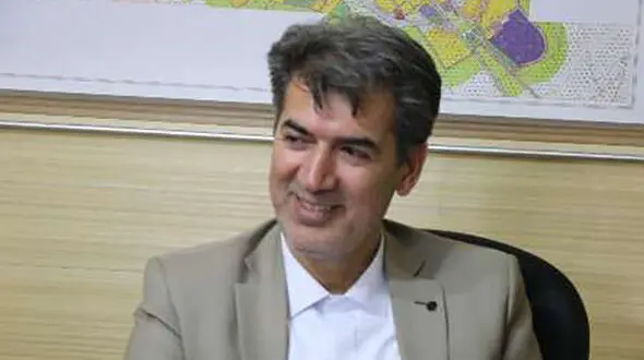 خداحافظی متفاوت با آقای شهردار و چشمانی اشکبار +فیلم