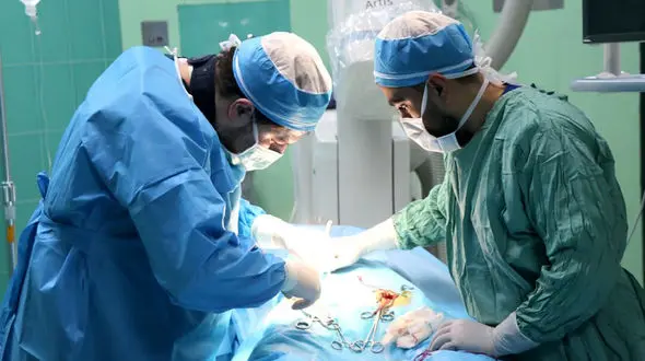 راز برآمده شکم زن کرجی برملا شد / شوک در بیمارستان