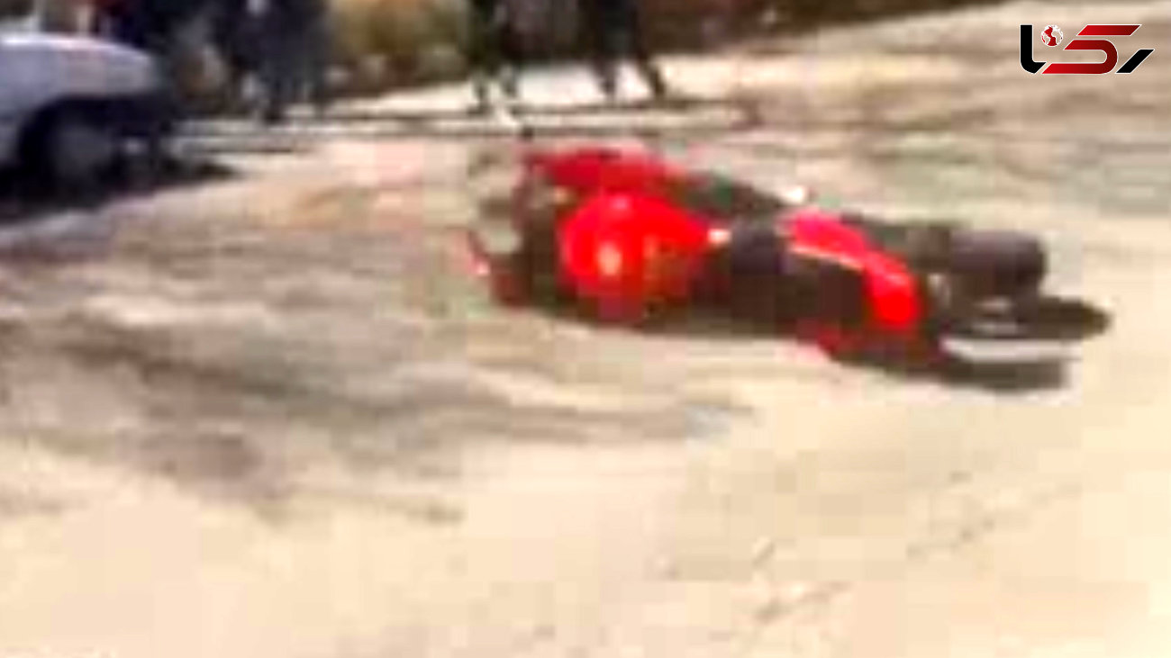 لحظه دلخراش تصادف موتورسواران در دانشگاه ارومیه + فیلم