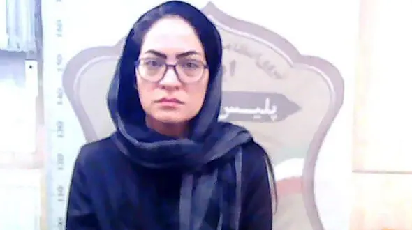 این زن شیاد را می شناسید نزد پلیس بروید ! / او دانشجوها را پزشک می کرد ! + عکس چهره باز 