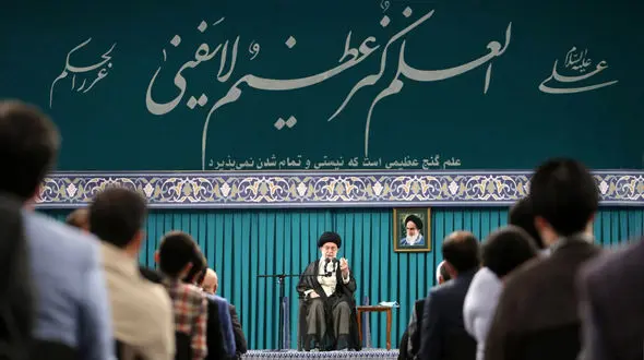 نخبه علمی و دانشگاه از ارکان مهم پیشرفت کشور است / نخبگان بدون هیچ مبالغه، موجب آبروی ایران هستند