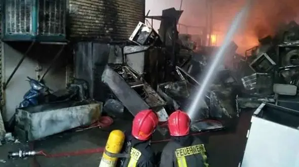 فاجعه ای بزرگ برای گوشت و مرغ های یخ زده در اصفهان / همه ذوب شدند!