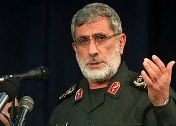 عکس؛ سفر در زمان؛ «سردار قاآنی» در یک مراسم خصوصی دوستانه؛ اوایل دهه 70