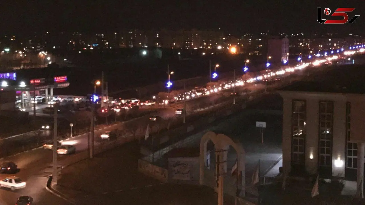  صف طولانی پمپ بنزین بعد از زلزله+فیلم