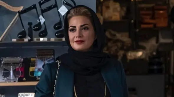 فیلم چهره و استایل ناباورانه طناز طباطبایی در تلویزیون ! / این طلای یاغی نیست واقعا !