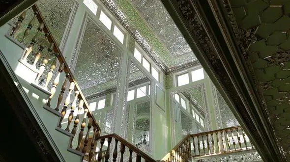  عمارت اقدسیه ۱۵۰ میلیارد تومان فروخته شد
