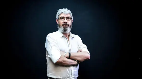 انتقاد تند مجتبی محرمی ار کارلوس کی روش /  محمدرضا خانزاده با پول به تیم ملی رفت + فیلم