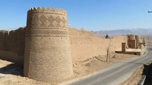روستای محصور درقلعه "نیزار قم" در انتظار حمایت مسئولان